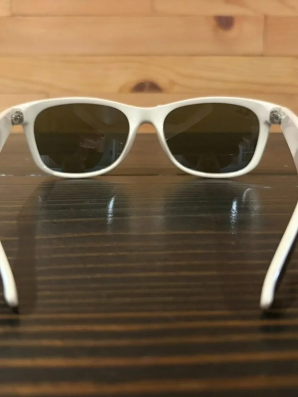 Ray-BanRB2132 New Wayfarer 875 Black/Beige G-15 Green Sunglasses 55-18-145 Italy